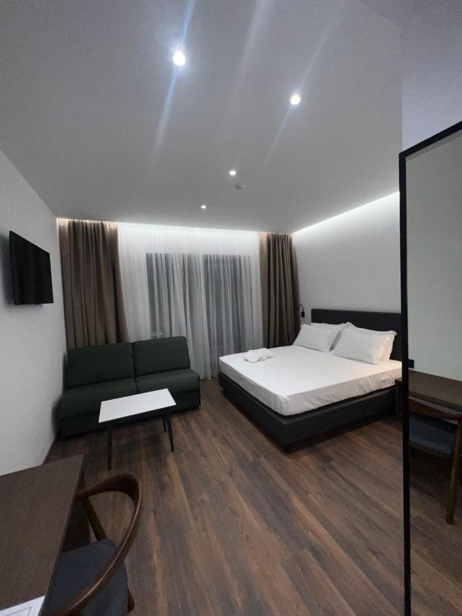 Black Diamond Hotel Dhërmi Eksteriør billede