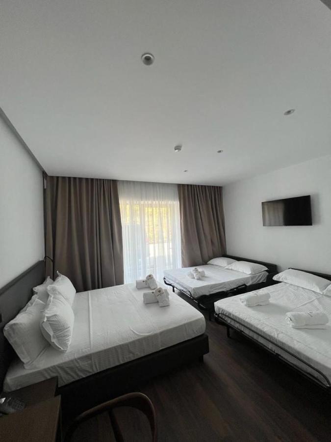 Black Diamond Hotel Dhërmi Eksteriør billede