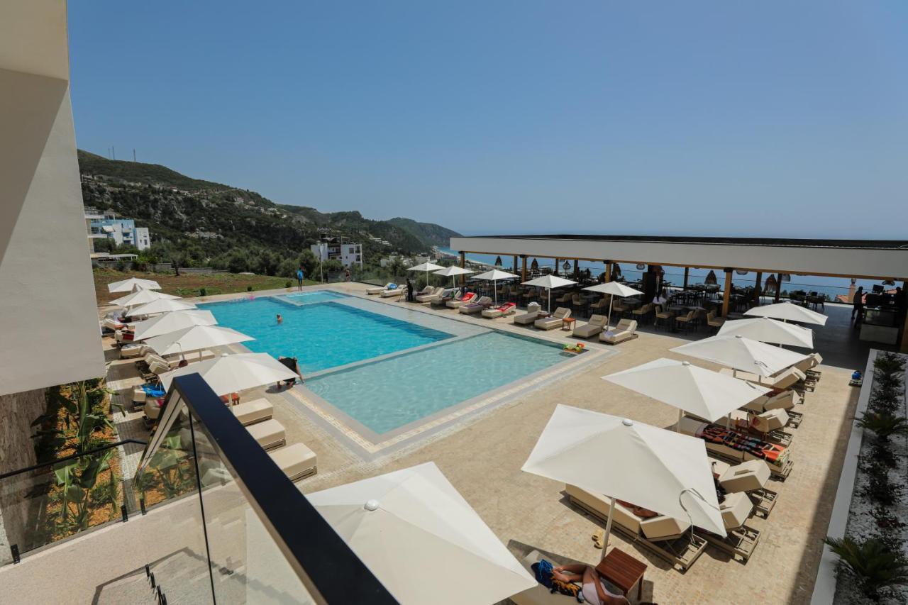 Black Diamond Hotel Dhërmi Eksteriør billede